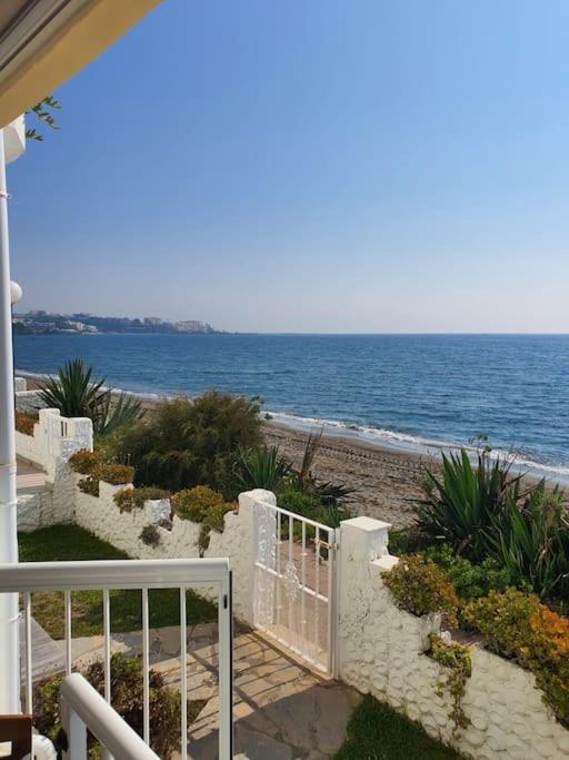 Front Mer - Sublime Appartement Moderne Et Confortable Estepona Bagian luar foto