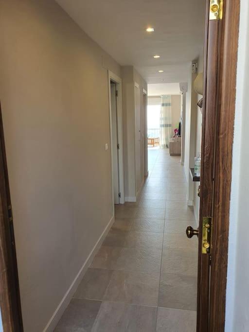 Front Mer - Sublime Appartement Moderne Et Confortable Estepona Bagian luar foto